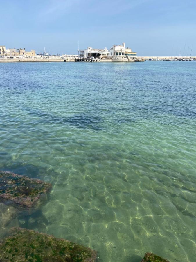 "Ultima" Love Boat Bari Dış mekan fotoğraf