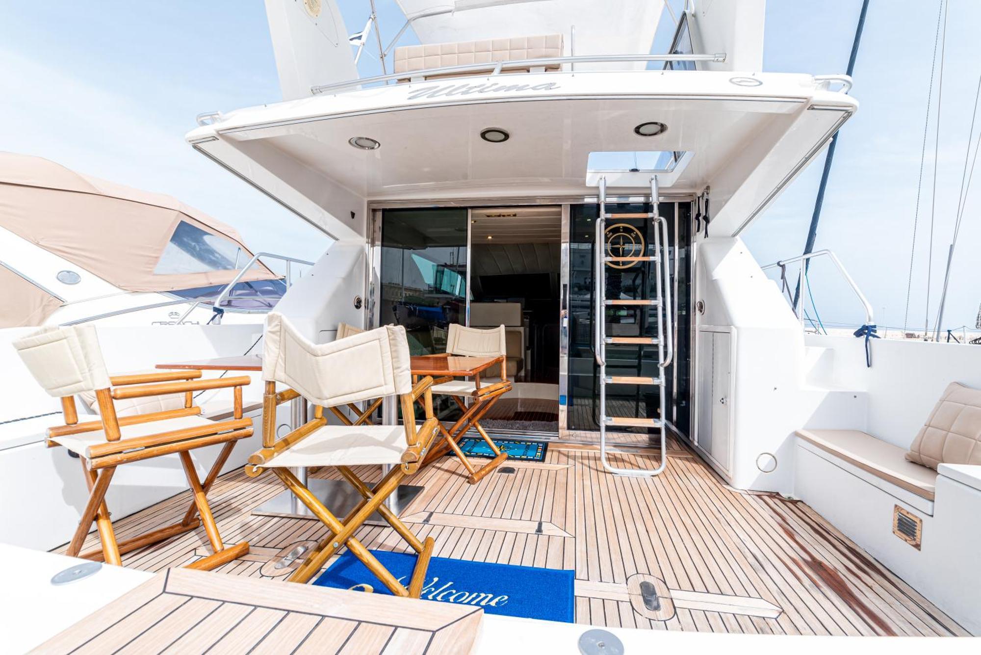 "Ultima" Love Boat Bari Dış mekan fotoğraf